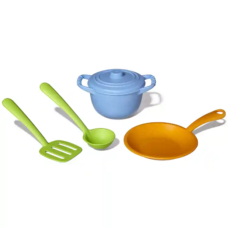 Green Toys™ Cookware & Dining Set