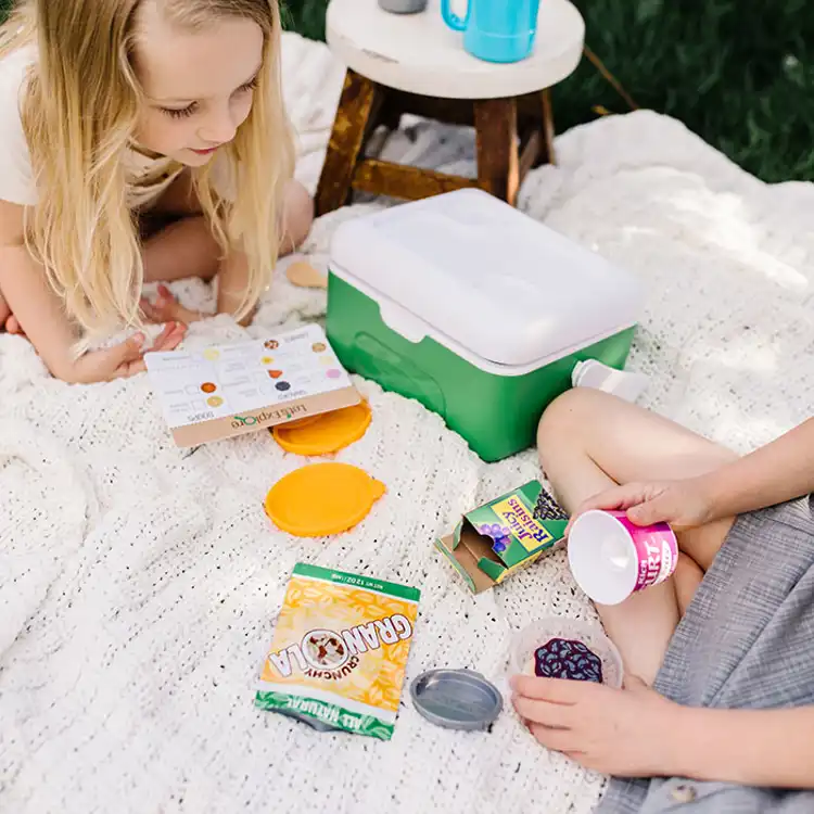 Melissa & Doug Camp Cooler Set