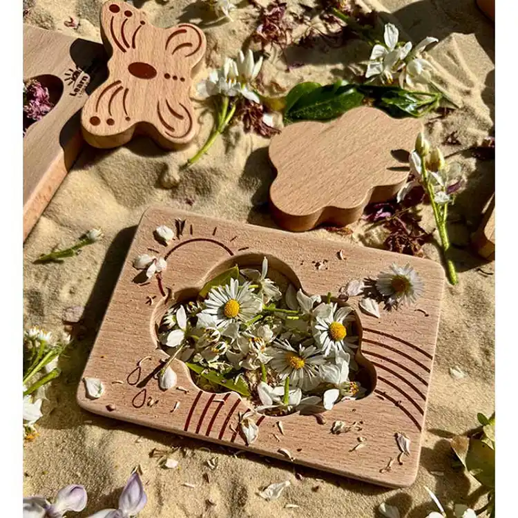 Little Looking Shapes, Nature