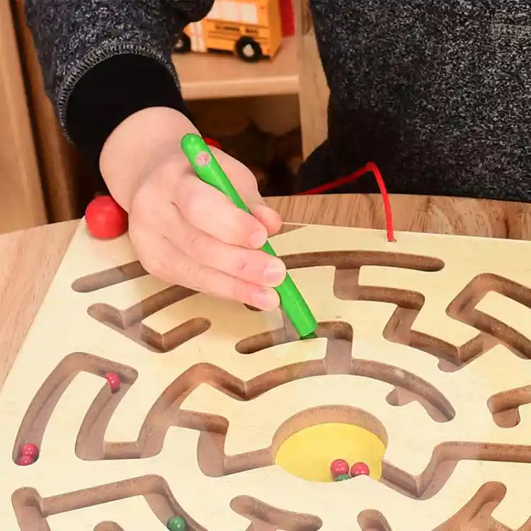 Magnetic Maze Board