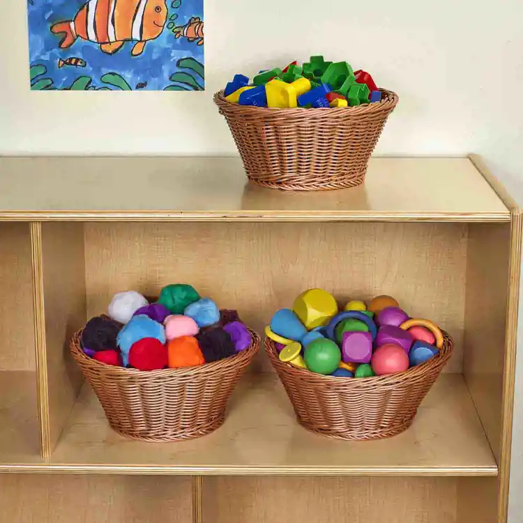 Round Plastic Woven Baskets