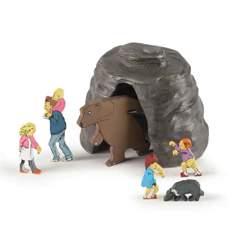 Bear Cave & Wooden Figures Set